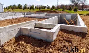 Ile stali na fundament 100m²? Koszty i błędy, których unikniesz!