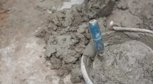 Beton B15 (C12/15) w betoniarce: Proporcje i przepis krok po kroku