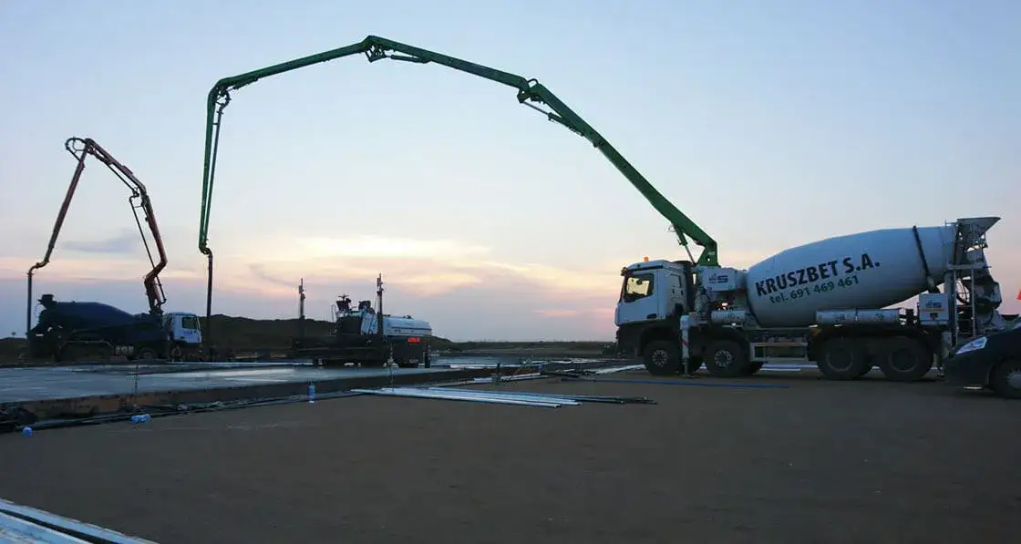 gruszka betonu na budowie